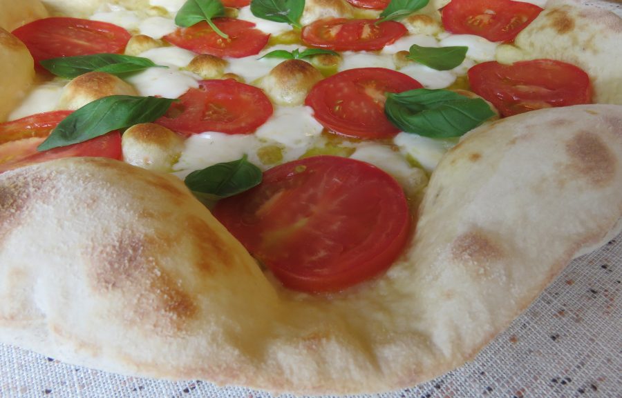 Pizza „świeży pomidor”